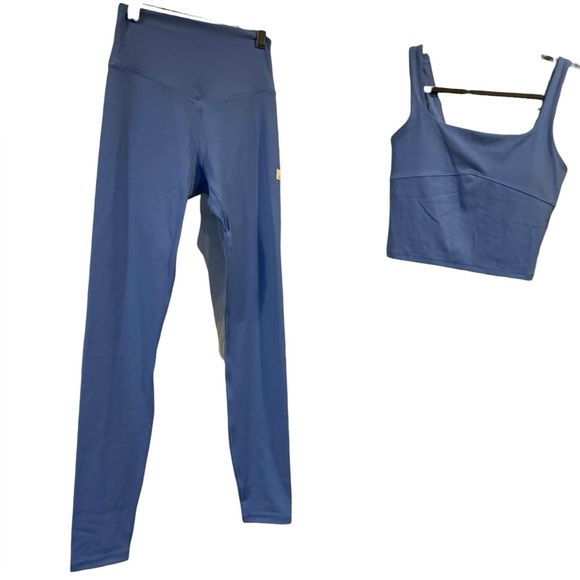 NWT Vuori all the form leggings and tank set RIVIERA BLUE Size XS - Picture 2 of 5
